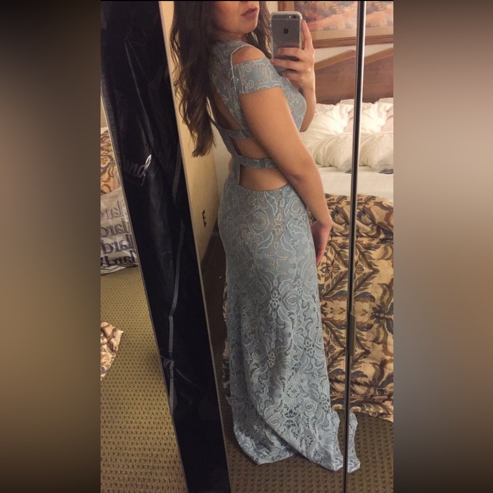 ✨Sultry Long Blue BCBG Dress 💎✨ - Picture 1 of 10